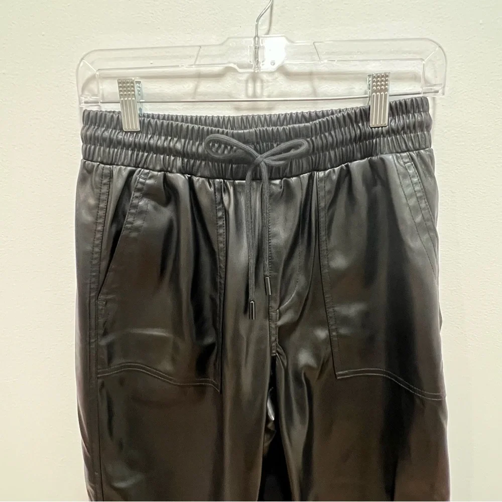 BLANK NYC Black Drawstring Faux Leather Joggers Size 28 - Picture 3 of 16